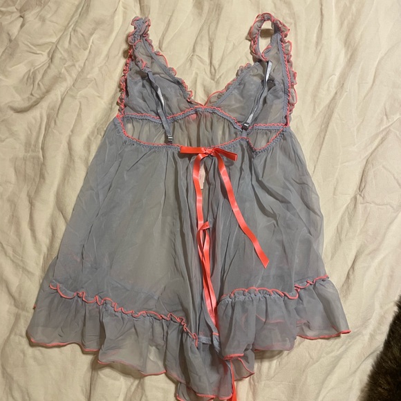 Victoria Secret top - Picture 4 of 4